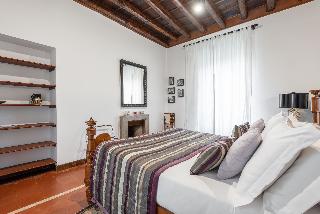 Maison Evelina, Rome