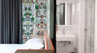 Generator Amsterdam, Amsterdam and vicinity