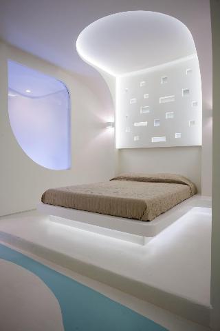 Andronikos Santorini