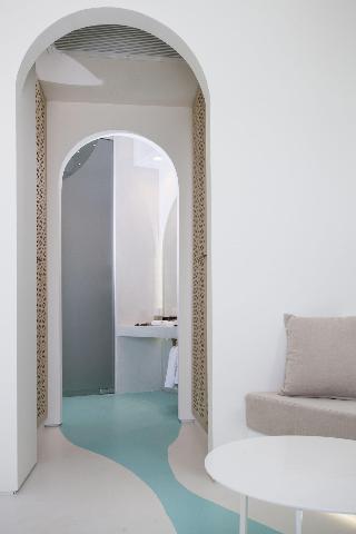 Andronikos Santorini