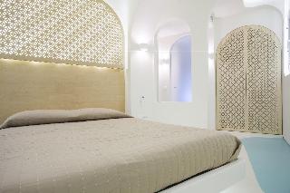 Andronikos Santorini
