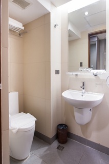 Room thumbnail 26