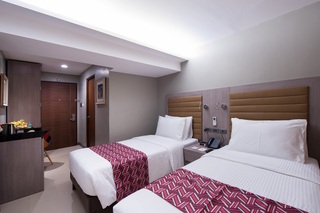 Room thumbnail 37