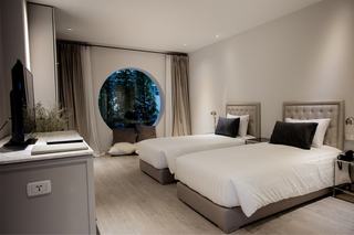 Room thumbnail 5