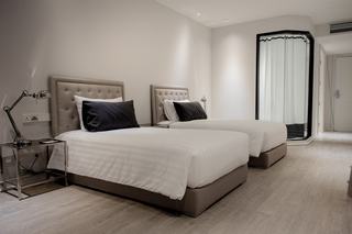 Room thumbnail 6