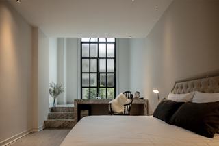 Room thumbnail 3