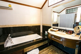 Room thumbnail 11