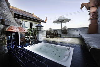Room thumbnail 17