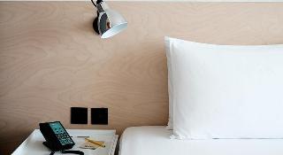 Room:TWN.CV