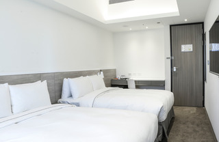 Room:FAM.SU-5