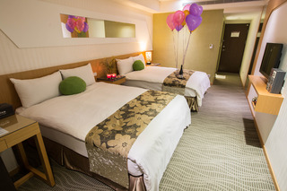 Room:FAM.DX-10