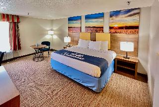 1 King Bed Non-Smoking