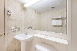 Clarion Hotel BWI Airport