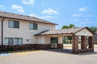 Super 8 By Wyndham Dyersville