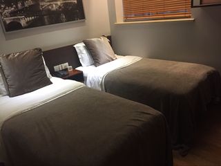Room thumbnail 1