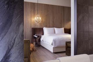 Room:DBL.AS-5