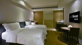 Room:TWN.SU-5