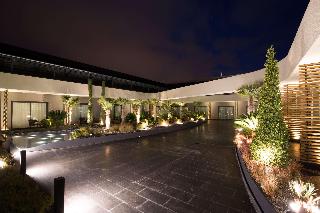Doubletree By Hilton Izmir Airport