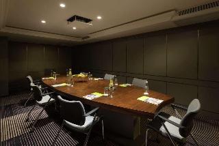 Doubletree By Hilton Izmir Airport