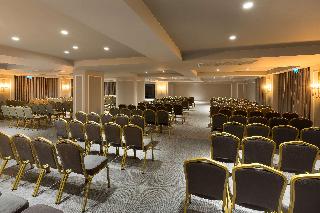 Doubletree By Hilton Izmir Airport