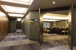Doubletree By Hilton Izmir Airport