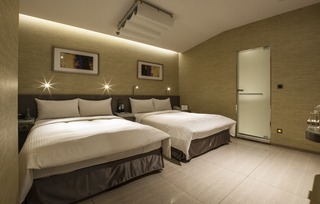 Room:FAM.SU-5