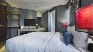 Room:DBL.SU-5