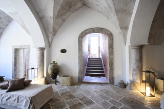 Palazzo Castriota, Puglia