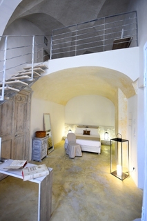 Palazzo Castriota, Puglia