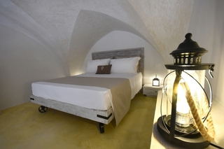 Palazzo Castriota, Puglia