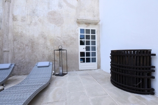 Palazzo Castriota, Puglia