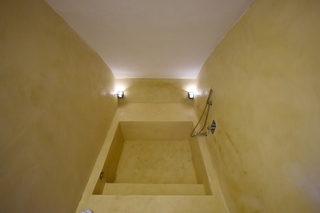 Palazzo Castriota, Puglia