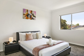 Room thumbnail 1