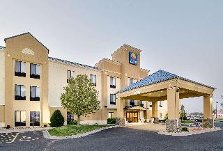 Comfort Inn & Suites Hutchinson Area