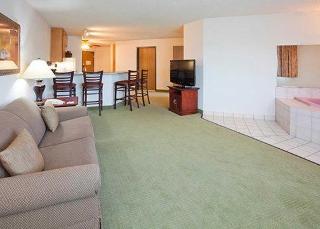 Norwood Inn & Suites Eagan