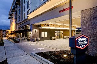 Hampton Inn & Suites Seattle/Northgate, WA