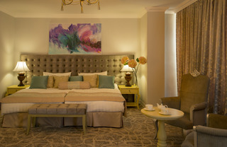 Bristol Central Park Hotel