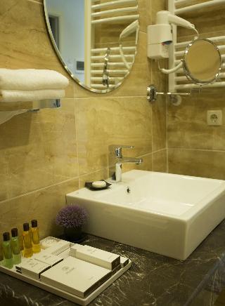 Bristol Central Park Hotel
