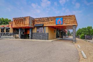 Motel 6 Brooks