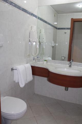 Room thumbnail 23