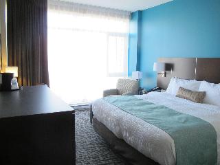 1 King Bed, Non-Smoking, Pillow Top Mattress, Flat Screen Television, Refrigerator, Wi-Fi