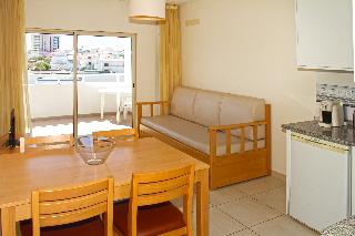 Room Room