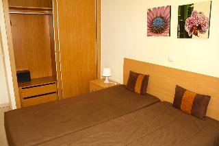 Room Room