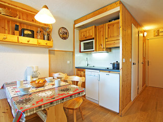 General view thumbnail 1