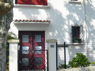 La République No.2, Biarritz