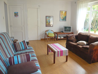 La République No.2, Biarritz