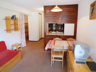 General view thumbnail 11