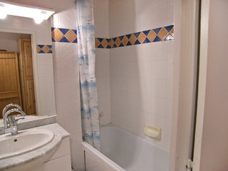 General view thumbnail 2