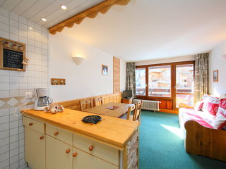 General view thumbnail 1