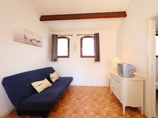 General view thumbnail 3